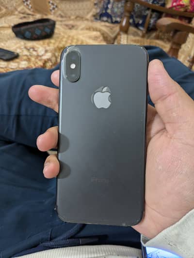 Xs Non pta 10/10 All ok battery service 76 health black color