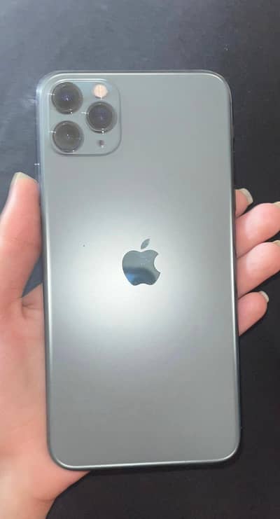 iphone 11 pro max 256GB .