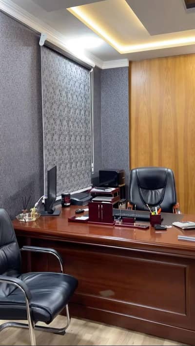 I want a manager girl for office