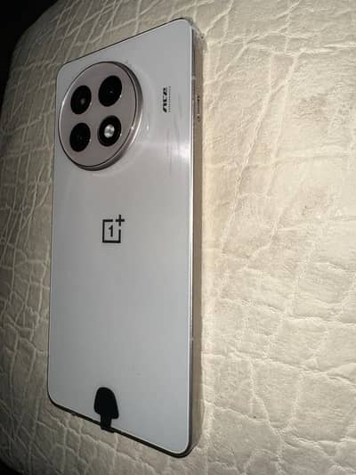 One plus 13R fully new. box pack. original box and charger