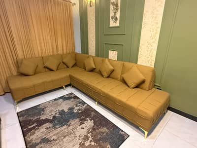 7 Seater Sofa With Solid Centre Table