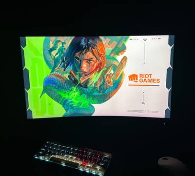 MSI G27C4X 27″ Curved Gaming Monitor | 250Hz | Like New | Full Box