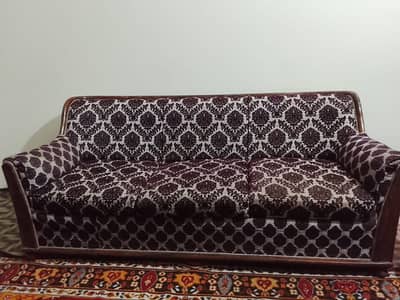 Sofa 7 sitter condition like new