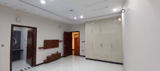 1 Kanal brand new house up for sale