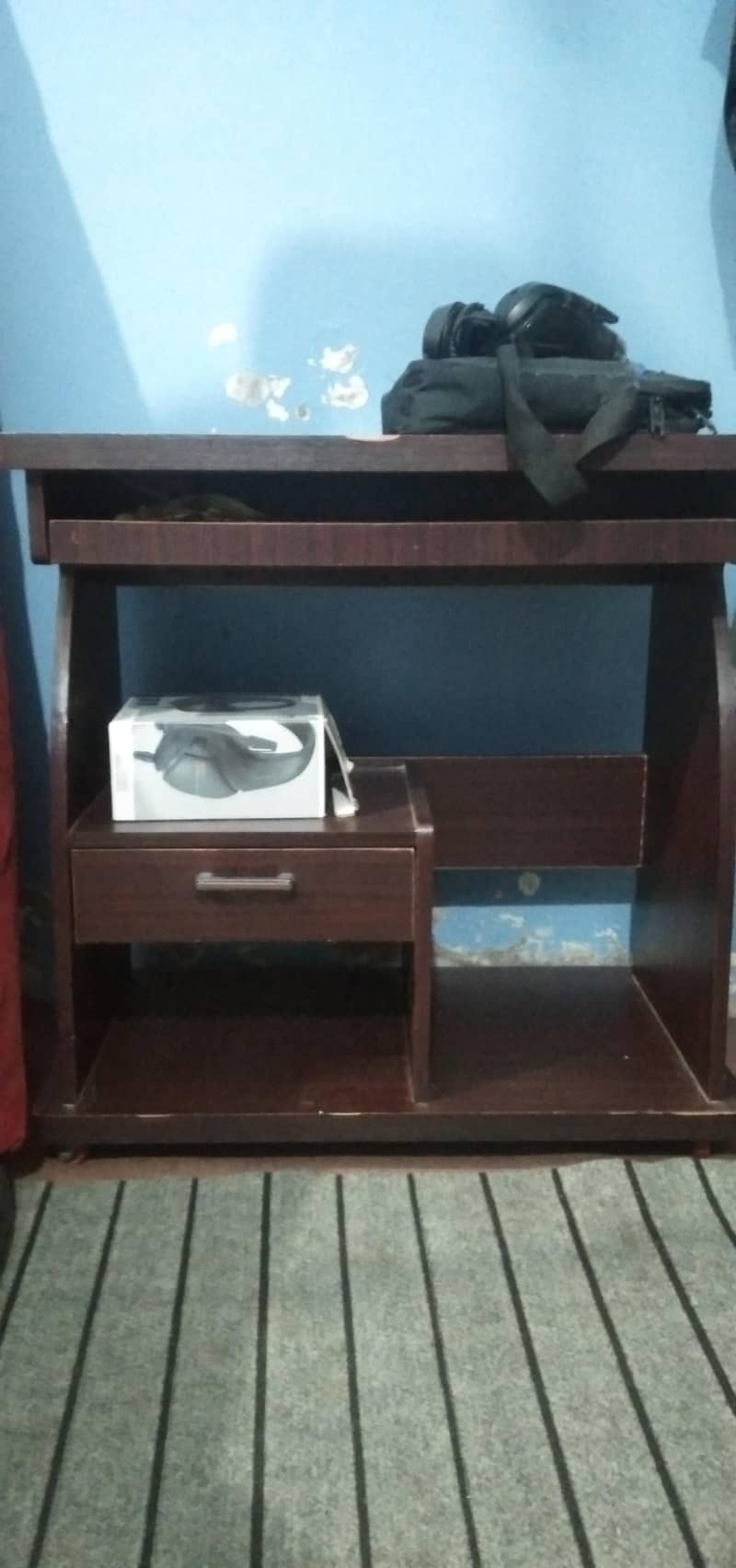 computer table free 0