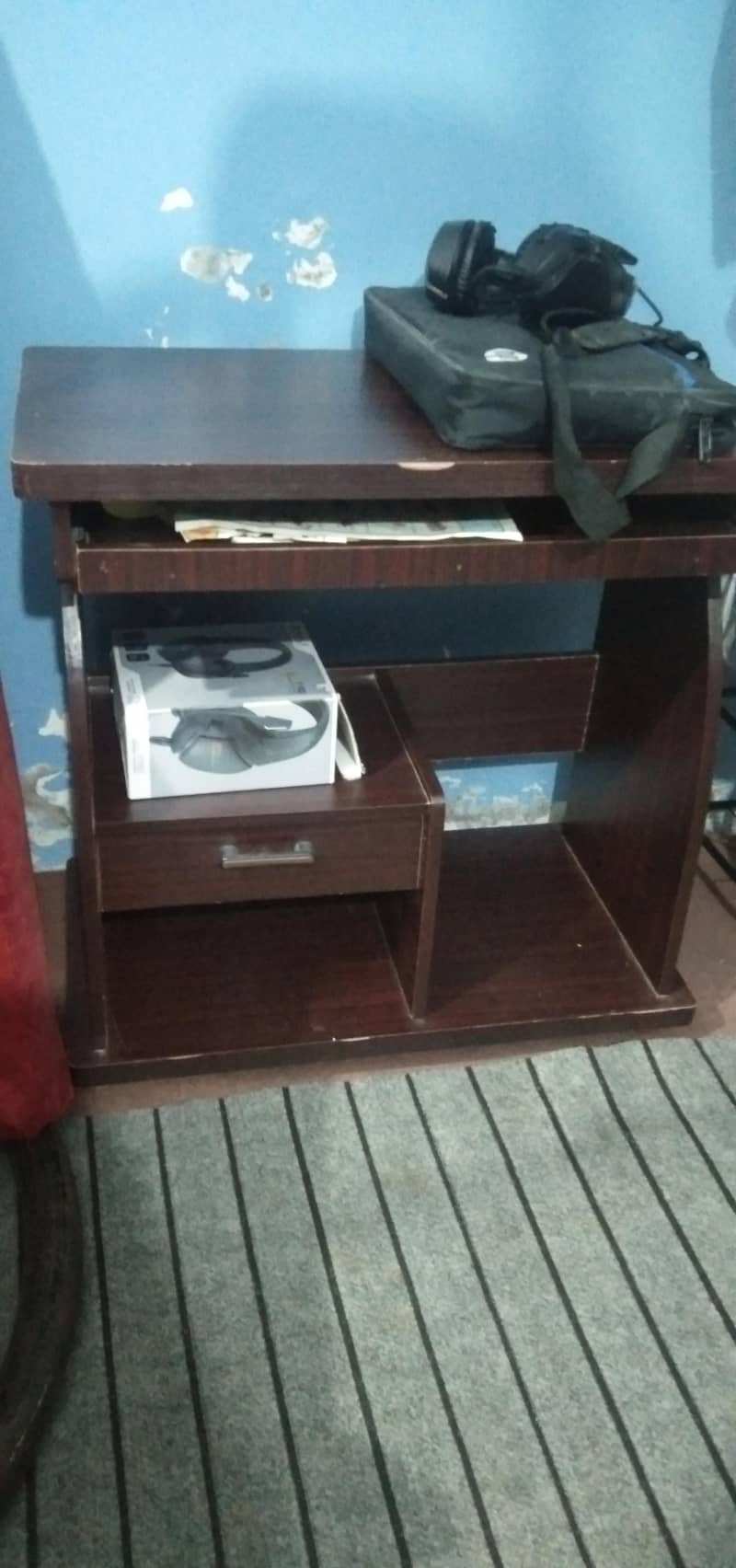computer table free 1