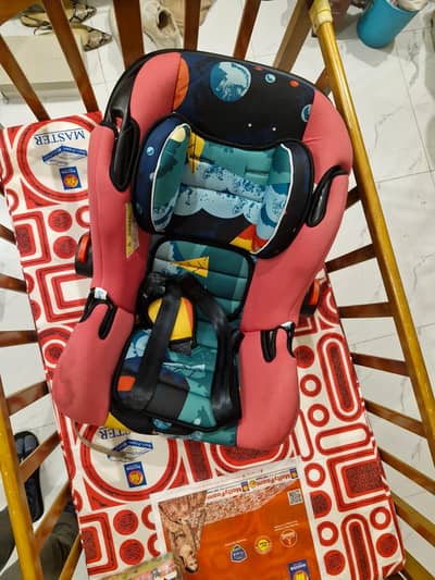 car seats available for sale dha 9