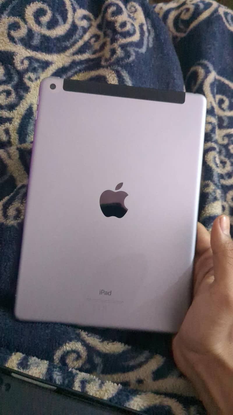 iPad 6th generation 0