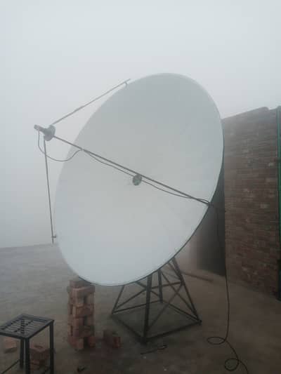 8 feet dish antenna sale. whatsup. 03019033310