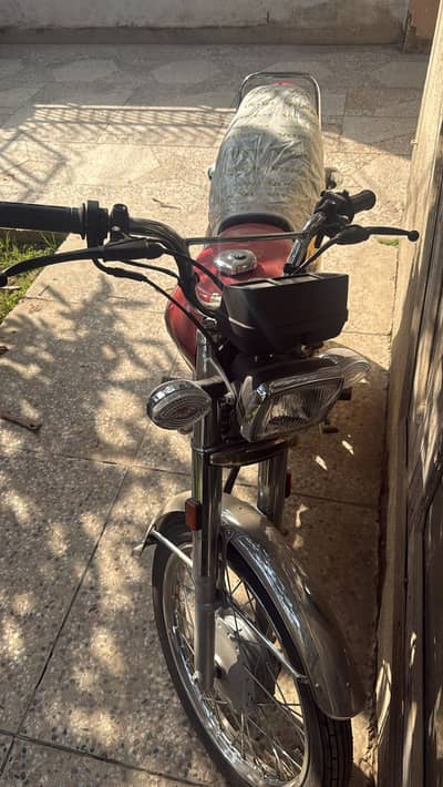 HONDA 125 GOLD EDITION