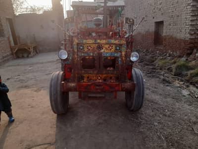 ٹریکٹر ٹرالی 2018 ماڈل – فوراً دستیاب