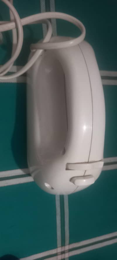 imported hand mixer egg beater with bowl and 4 rods in 10/10 condition