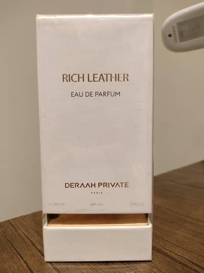 Deerah Private | Rich Leather