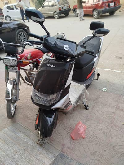 eveon electric Scooty