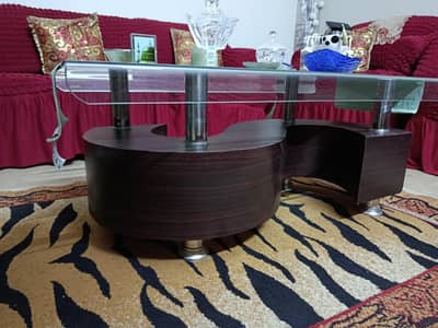 Center Coffee Table – Glass Top