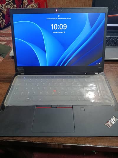 Lenovo Thinkpad T490s i7 8th gen 10/10 condition
