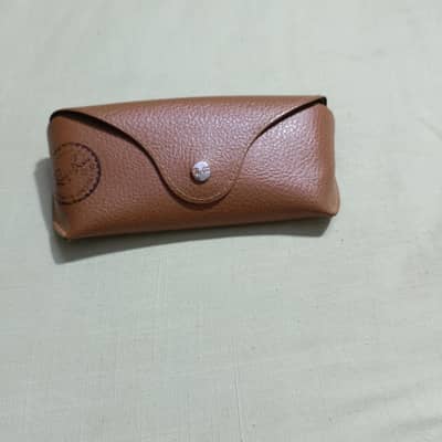 Ray-Ban sunglasses  Round shape . R/B