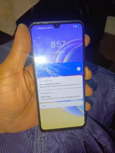 Vivo V21E 10by9 complete box