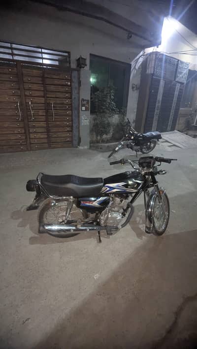 2025 Honda 125 all okay jis Bhai na Lana hn rabta kerla
