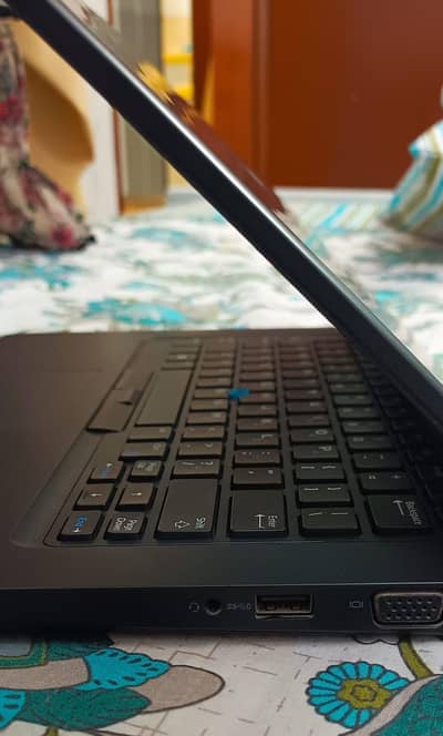 Dell latitude 5491  core i5 8th gen 8400H processor 2gb card MX130