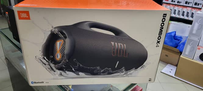 JBL boombox 4
