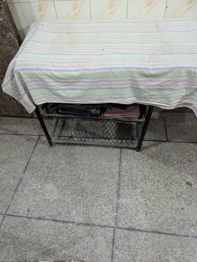 iron stand urgent sale