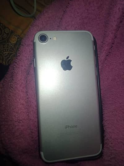 all ok hai battery sarviice par ha 32