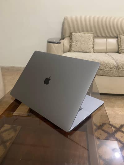 MacBook Pro 2019 32GB/1TB 16 inch
