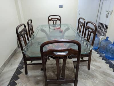 URGENT Sheeshum Dinner Table With 6 Chairs