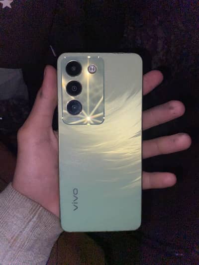 Vivo Y100