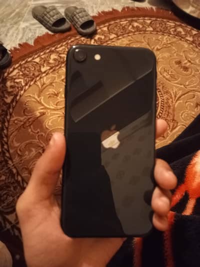 I phone se 2020 64gb factory unlock condition 10 by 9.5