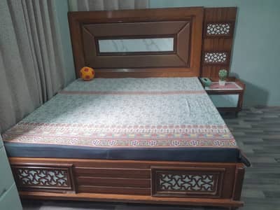 Bed dressing and bunker bed