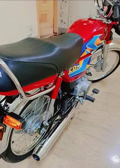 Honda 70 25/26model lush condition  03087507527
