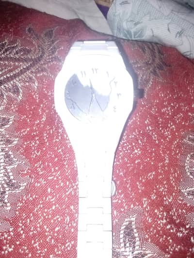 White Arabic Aura Watch