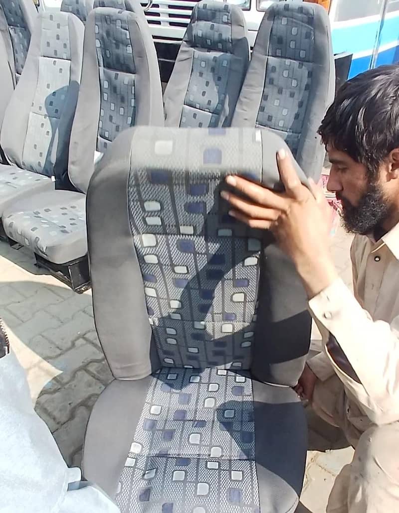 coaster seats 3