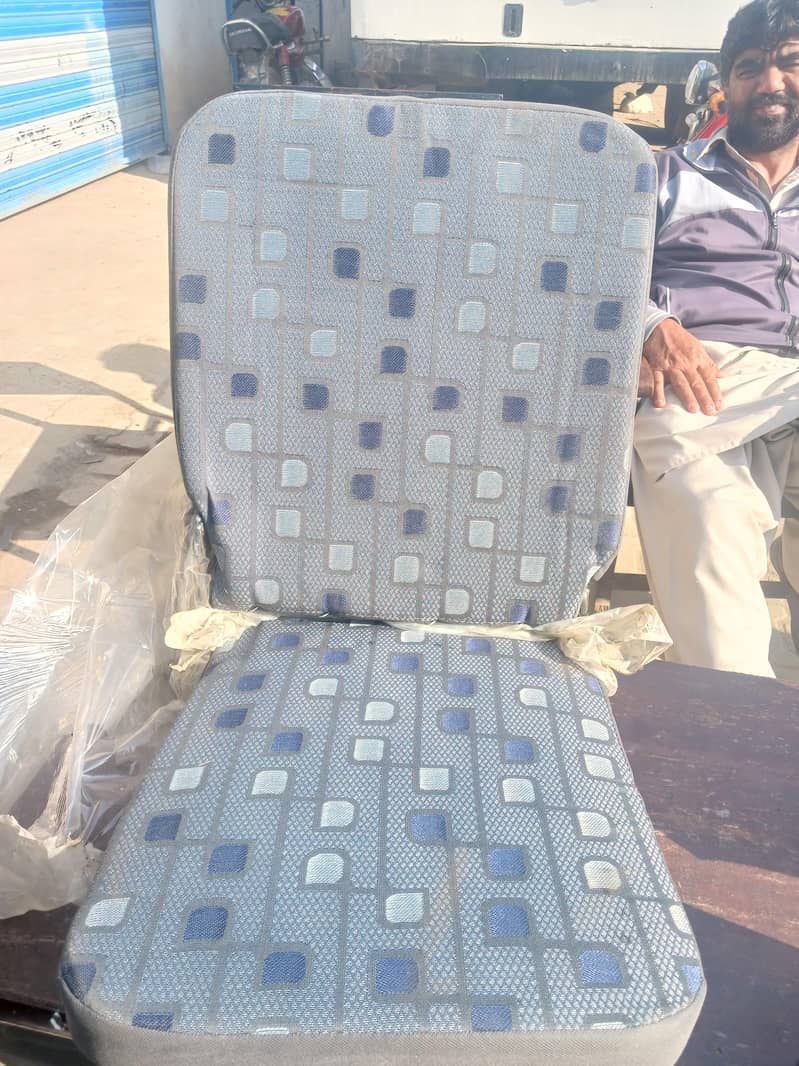 coaster seats 9