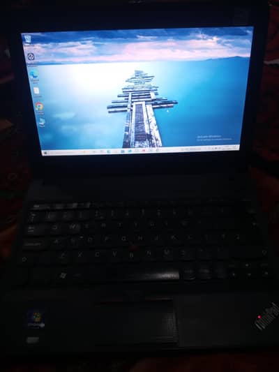 Lenovo (Thinkpad) selling