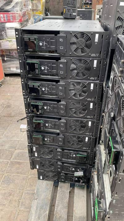 American Powe convertion APC Ups