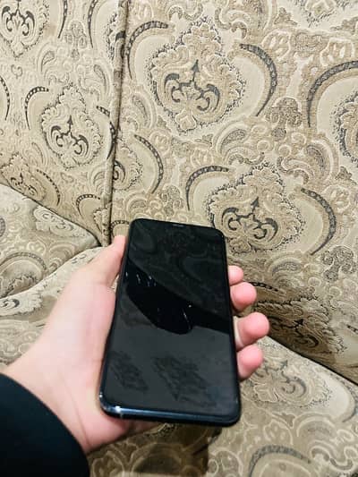 I phone 11 pro max 256gb