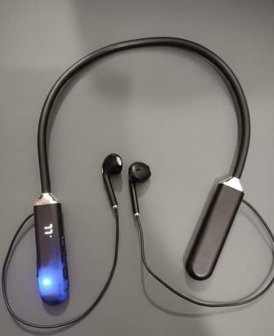 neckband charging is good battery life show without woofer speaker