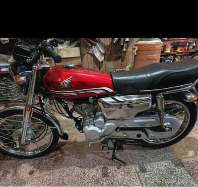 125 special edition self start condition 10/10 complete documents