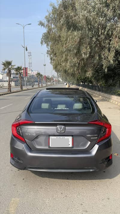 Honda Civic Oriel 2017