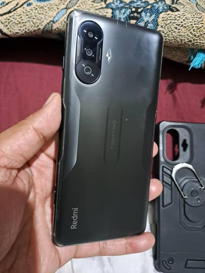 k40 pro gaming beast came from UK ya karachi wali kitt ni hy.