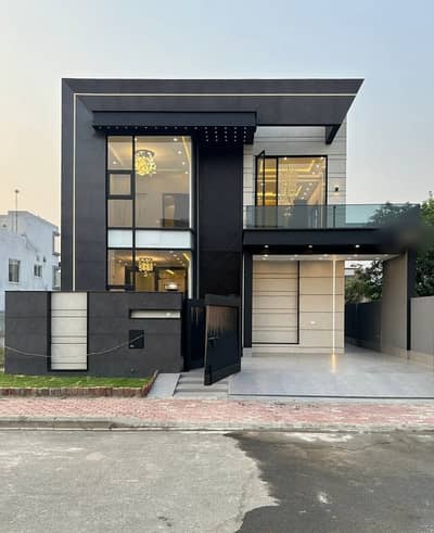 10 Marala House Available For Rent