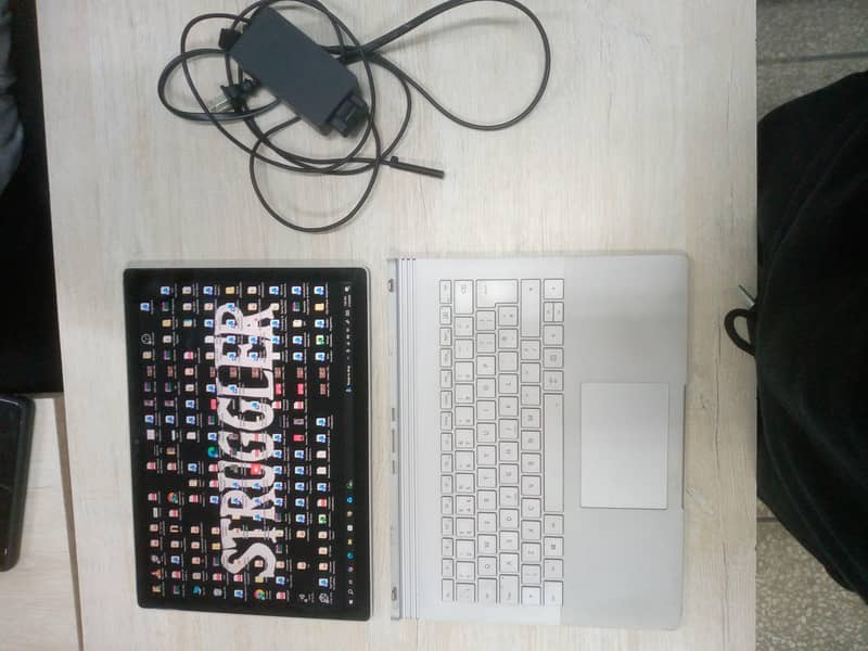 Microsoft Surface Book 1