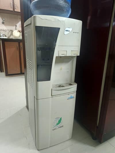 homage water dispense r