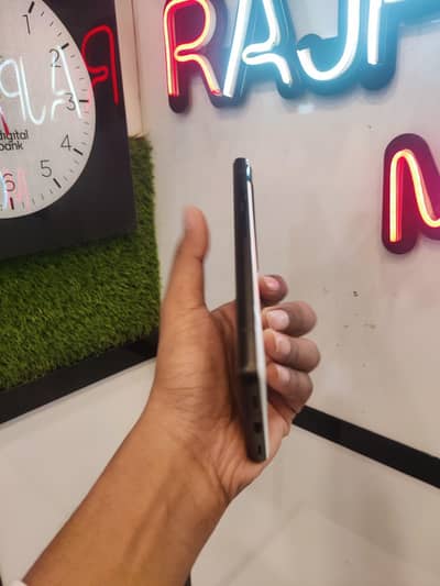 pixel 6A minor shade