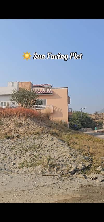 8 Marla Corner Sun Facing Plot for Sale – E-Block B-17 Islamabad