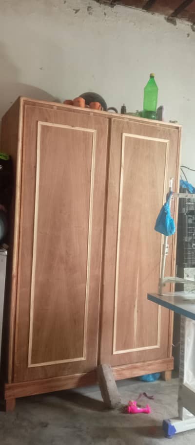 do pallon wali bari almari