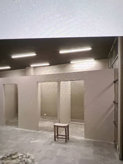 Gypsum board office partition roof ceiling